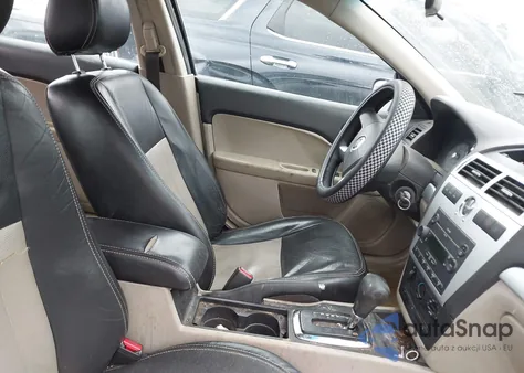 2006 Mercury Milan I4 Premier z USA, uszkodzony, nr VIN 3MEFM08Z06R655039